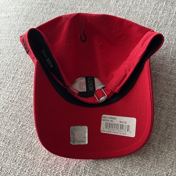 Women’s Chiefs Hat - Picture 2 of 2